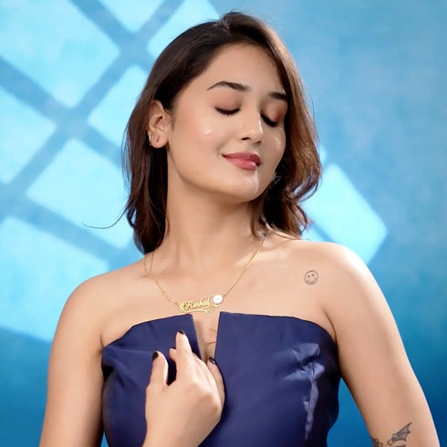 White Sun Flower Name Necklace